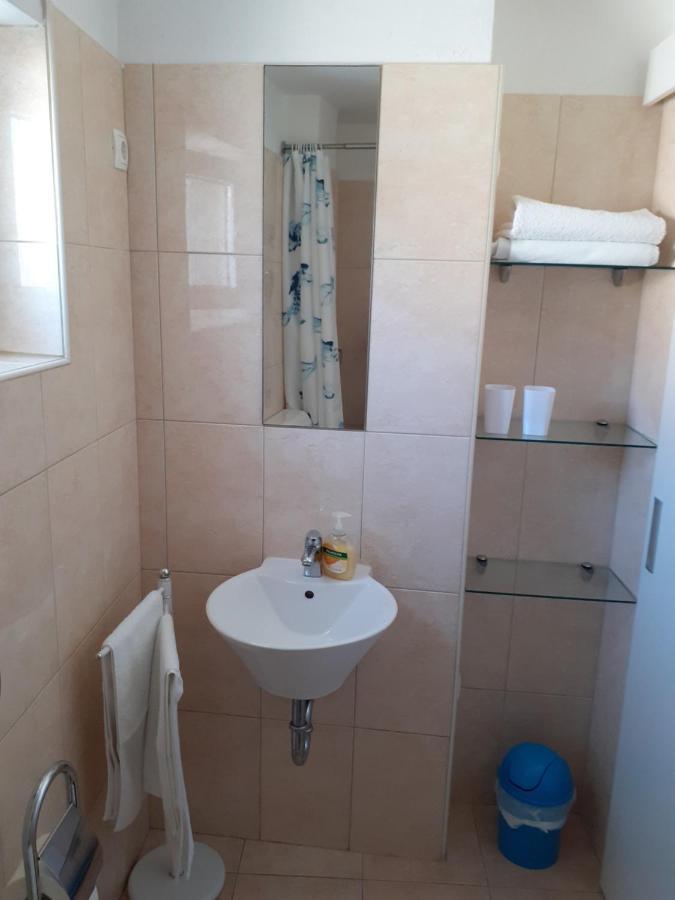 ראב Apartment Zlata מראה חיצוני תמונה