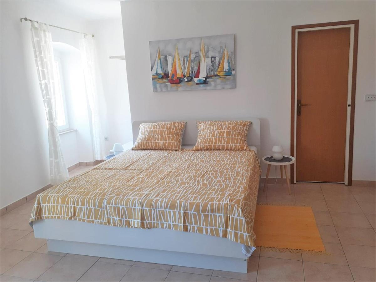 ראב Apartment Zlata מראה חיצוני תמונה