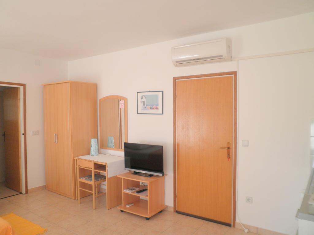 ראב Apartment Zlata מראה חיצוני תמונה